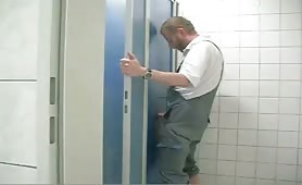 white man shoots a video when he is sucked in a glory hole